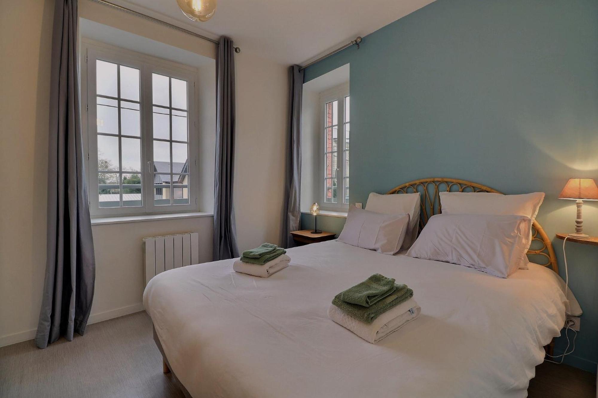 Les Mots Bleus Dinard Exterior foto